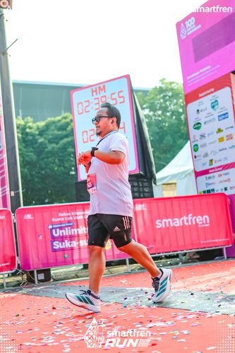 Race photo from Smartfren Run 2025 