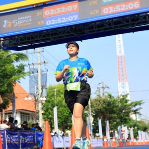Race photo from SURABAYA ISOPLUS MARATHON 2026