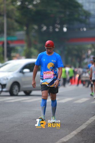 Race photo from Isoplus Run 2024 Surabaya