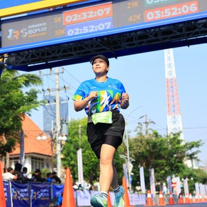Race photo from SURABAYA ISOPLUS MARATHON 2026