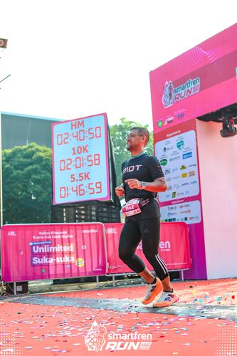 Race photo from Smartfren Run 2025 