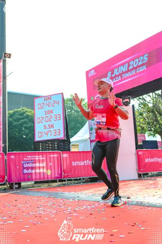 Race photo from Smartfren Run 2025 