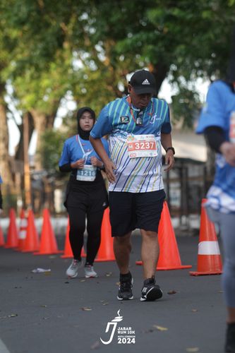 Race photo from Jabar Run 10K 2024