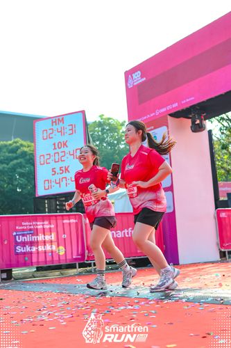 Race photo from Smartfren Run 2025 
