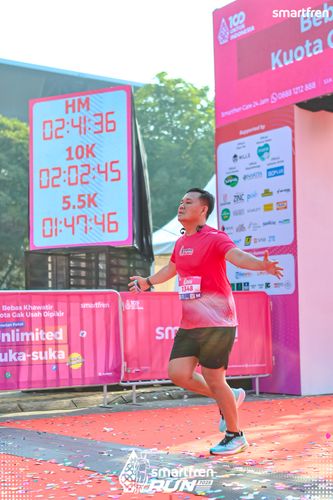 Race photo from Smartfren Run 2025 