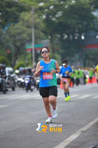 Race photo from Isoplus Run 2024 Surabaya