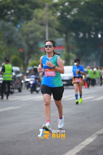 Race photo from Isoplus Run 2024 Surabaya