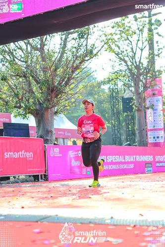 Race photo from Smartfren Run 2025 