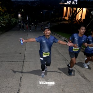 Race photo from BOGORUN 2026
