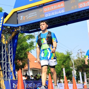 Race photo from SURABAYA ISOPLUS MARATHON 2026