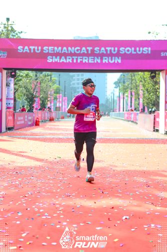 Race photo from Smartfren Run 2025 