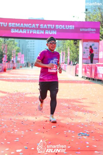 Race photo from Smartfren Run 2025 