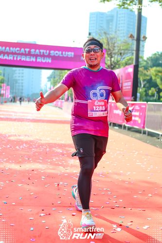 Race photo from Smartfren Run 2025 