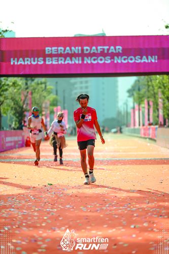 Race photo from Smartfren Run 2025 