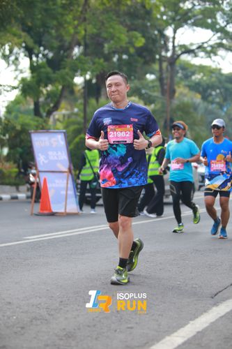 Race photo from Isoplus Run 2024 Surabaya