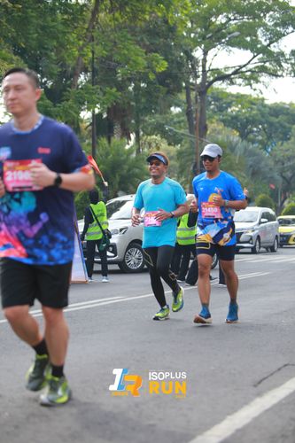 Race photo from Isoplus Run 2024 Surabaya