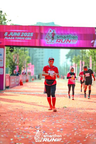 Race photo from Smartfren Run 2025 