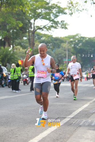 Race photo from Isoplus Run 2024 Surabaya