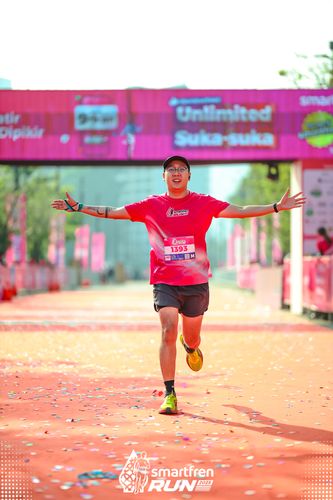 Race photo from Smartfren Run 2025 