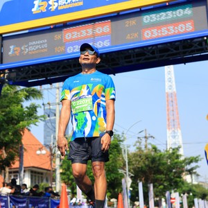 Race photo from SURABAYA ISOPLUS MARATHON 2026