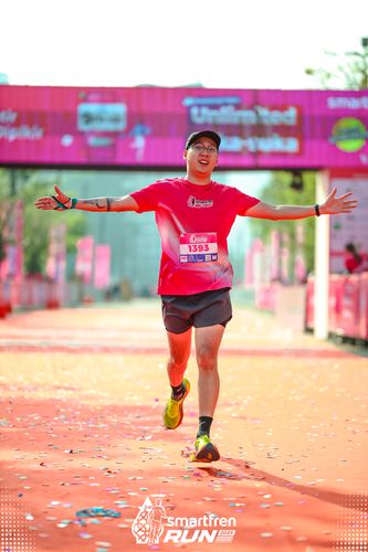 Race photo from Smartfren Run 2025 