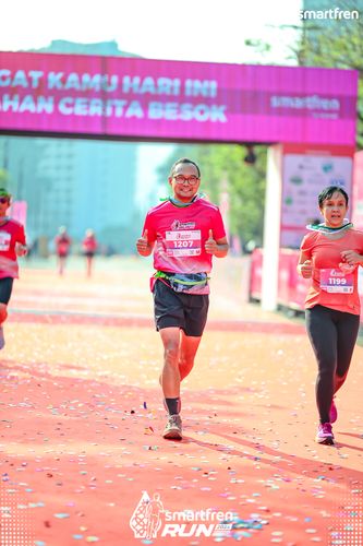 Race photo from Smartfren Run 2025 