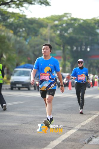 Race photo from Isoplus Run 2024 Surabaya
