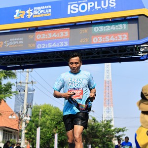 Race photo from SURABAYA ISOPLUS MARATHON 2026