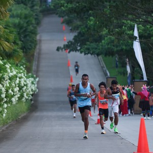 Race photo from BOGORUN 2026