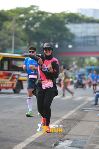 Race photo from Isoplus Run 2024 Surabaya