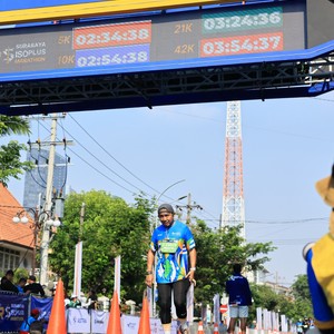 Race photo from SURABAYA ISOPLUS MARATHON 2026