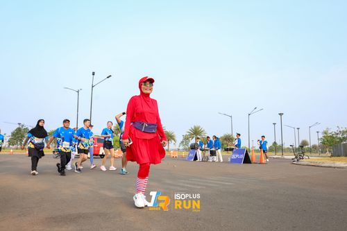 Race photo from ISOPlus Run 2024 Jakarta