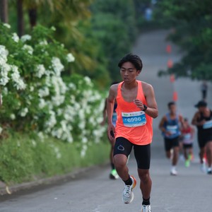 Race photo from BOGORUN 2026