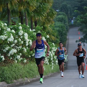 Race photo from BOGORUN 2026