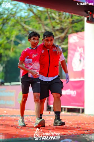 Race photo from Smartfren Run 2025 