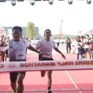 Race photo from KEDIRI HALF MARATHON 2026