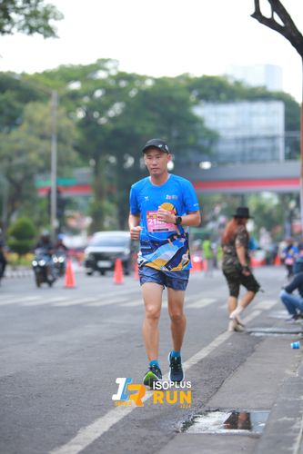 Race photo from Isoplus Run 2024 Surabaya