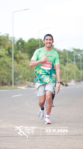Race photo from Arutmin Borneo Run 2024