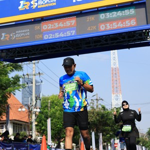 Race photo from SURABAYA ISOPLUS MARATHON 2026