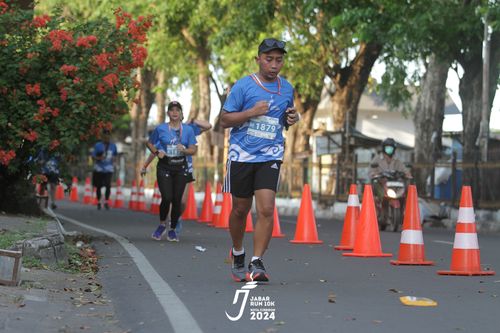 Race photo from Jabar Run 10K 2024