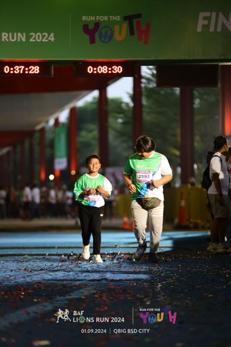 Race photo from BAF LIONS RUN 2024