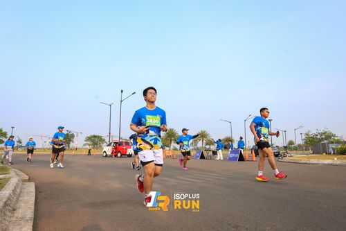 Race photo from ISOPlus Run 2024 Jakarta