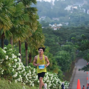 Race photo from BOGORUN 2026