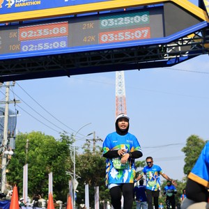 Race photo from SURABAYA ISOPLUS MARATHON 2026