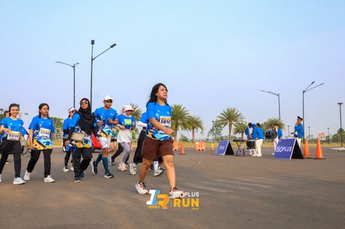Race photo from ISOPlus Run 2024 Jakarta