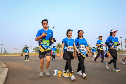 Race photo from ISOPlus Run 2024 Jakarta