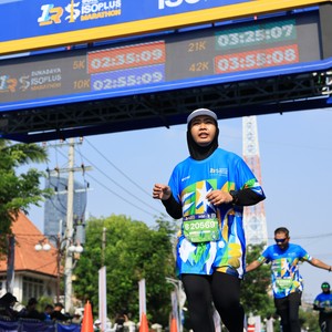 Race photo from SURABAYA ISOPLUS MARATHON 2026
