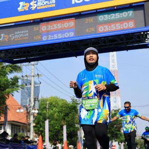 Race photo from SURABAYA ISOPLUS MARATHON 2026