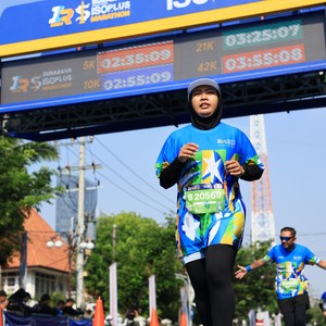 Race photo from SURABAYA ISOPLUS MARATHON 2026