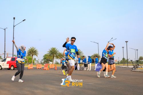 Race photo from ISOPlus Run 2024 Jakarta